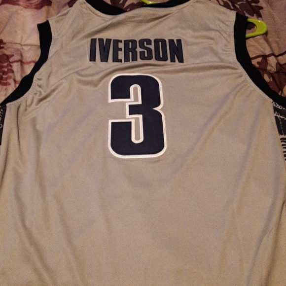 Allen Iverson college jersey - Picture 2 of 2